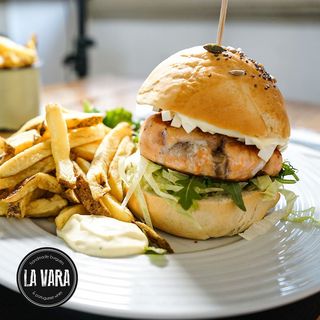 Salmon & Wasabi - Picante