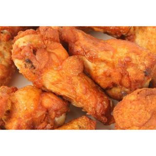 Tapa De Patatas + Alitas (6 Uds.)