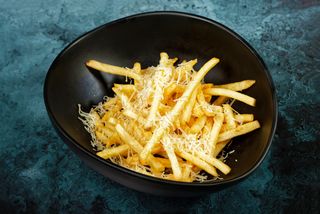 Pomfrit sa tartufima i parmezanom