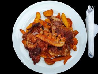 Свинска вратна пържола на тиган (350г)