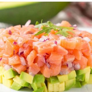 121a-tartare di salmone
