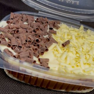 Pave de dois amores  (creme de ninho com creme de chocolate)