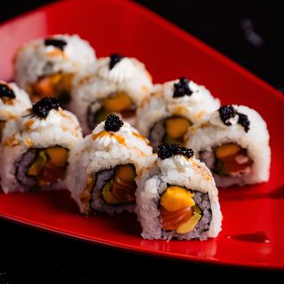 Salmona Mango Roll