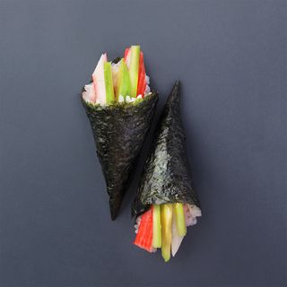 12. Surimi Temaki