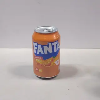 Fanta Naranja lata 330ml.