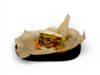 Бао з рваною свининою (350г)