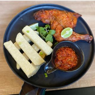 Chicken Lap with Fried Yam