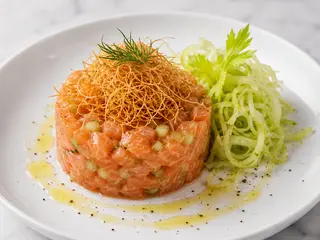 Tarta di salmone, kataifi e sedano