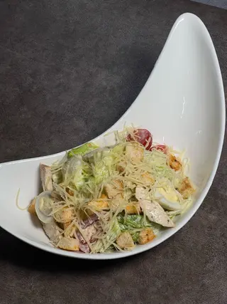 Салат "Цезарь" с курицей