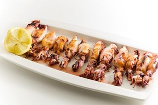 CHIPIRONES A LA PLANCHA