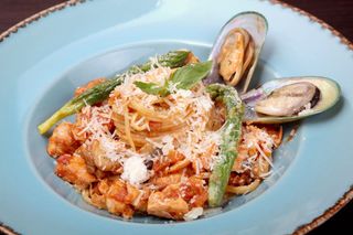 Linguini cu fructe de mare