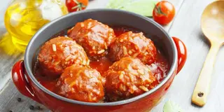 Тефтелі курячі в томатному соусі з овочами (150 гр.)