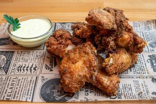 Alitas Con Salsa Mango (6 Uds.)