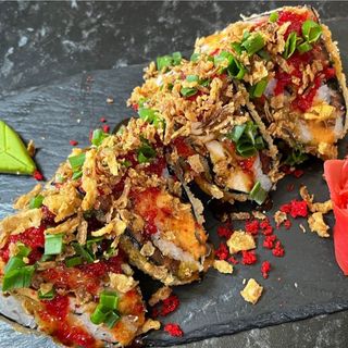 Онигири темпура с курицей