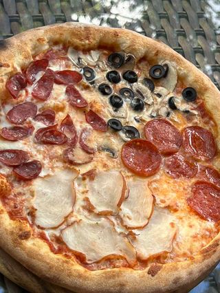 Піца 4 сезона (440 г)