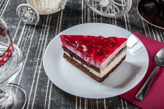 Mousse de fructe de padure