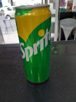 Sprite in lattina