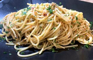 Spaghetti Aglio Olio Peperoncino Prezzemolo