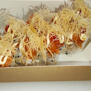 Uramaki salmone kataifi roll 8 pezzi