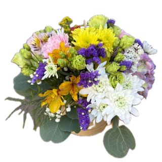 Caixa com flores campestres variadas à escolha do florista 