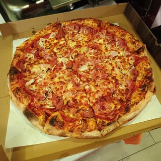 Пица Вълча хапка (520г)