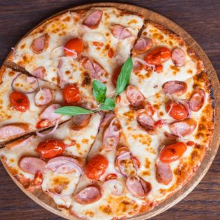 Pizza Studencka średnia