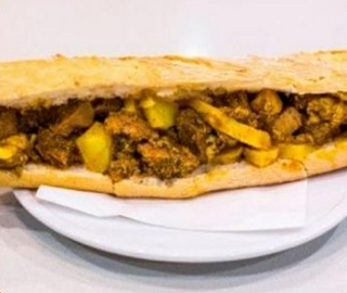 Bocadillo de pinchos morunos