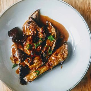 Tapa De Berenjena Con Salsa De Miso