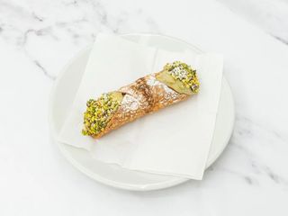 Cannolo al pistacchio
