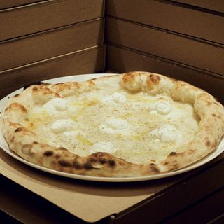 Pizza 4 Quesos
