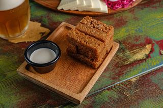 ნივრიანი კრუტონი 