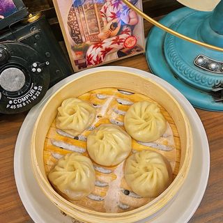 203 Ravioli xiao long bao con funghi e mais 蘑菇玉米小笼包