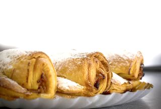 Strudel mere/ branza dulce
