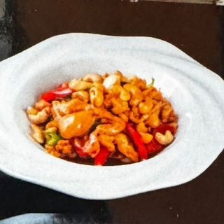 腰果鸡丁 lonchas de pollo al wok