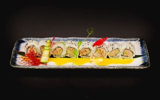 A382 - Uramaki tuna 8 pezzi