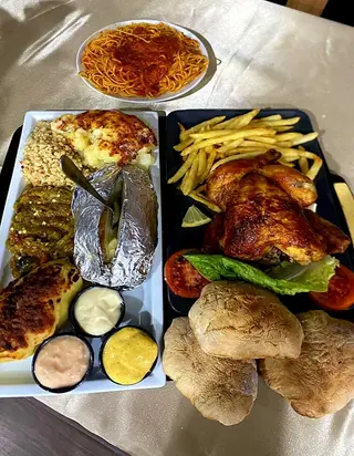Poulet Complet Avec Garniture