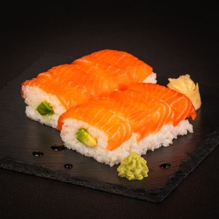 Salmon Oshi