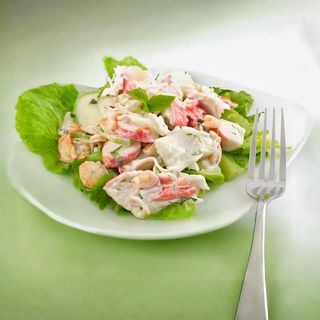 30. Салата от морски деликатеси (300г)