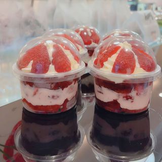 pastel de vasito de fresa