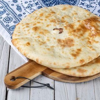 ლობიანი საფირმო შებოლილი (ოთხ  ნაჭრიანი)