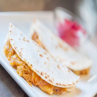 Quesadilla + Topping (30 Cm)