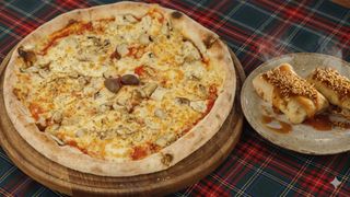 Pizza Funghi i palačinke gratis