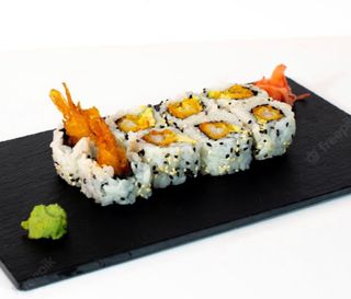 califonia de tempura de langostini y aguacate 8 piezas