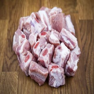 Costilla Ibérica Cortada A Dados 500Gr. Aprox.