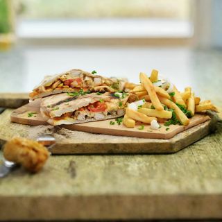 Makloub Escalope Panée