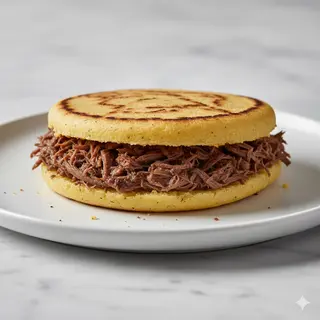 Arepa De Carne Mechada (1 Ud.)