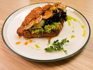 Круасан з креветкою (170g)