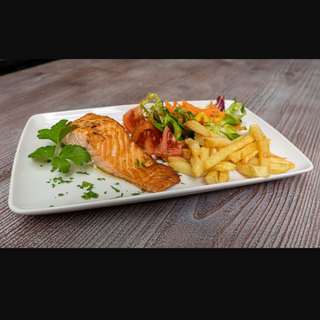 Plato Combinado De Salmón