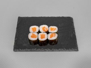 Hosomaki De Salmón (6 Pzs.)