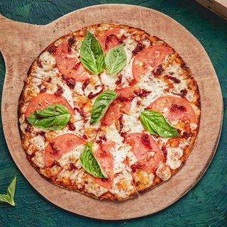 Pizza Marguerita (Média)